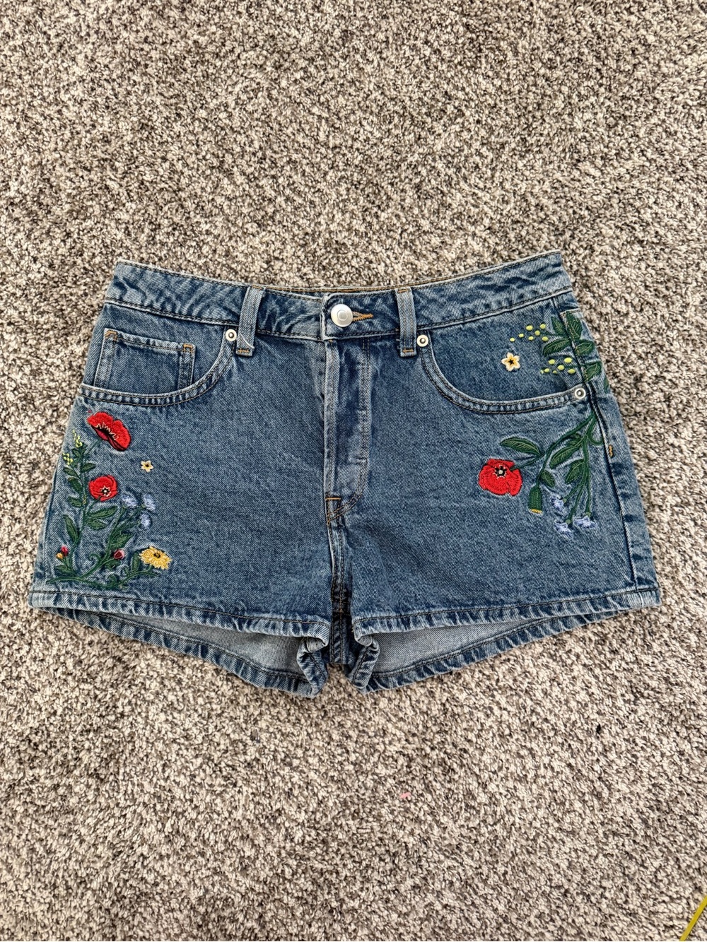 h&m embroidered denim mini shorts